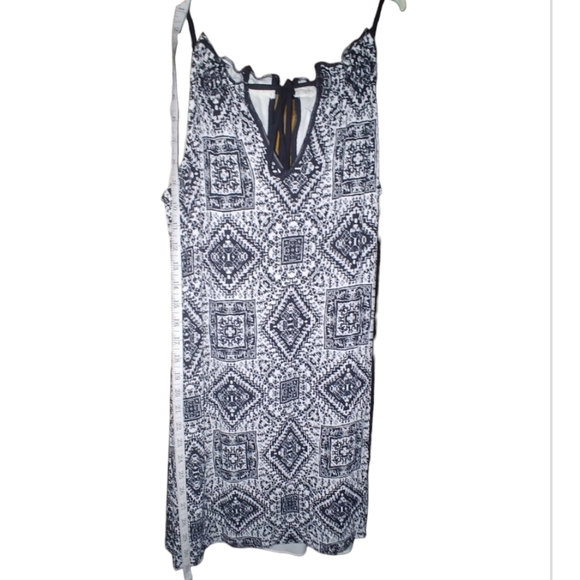 Halter mini dress - Picture 6 of 10